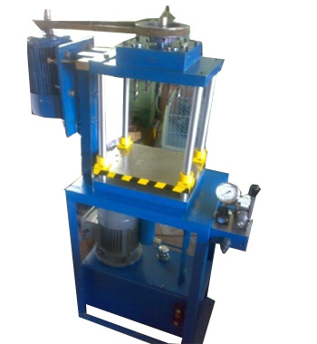 Four Piller Press Machine