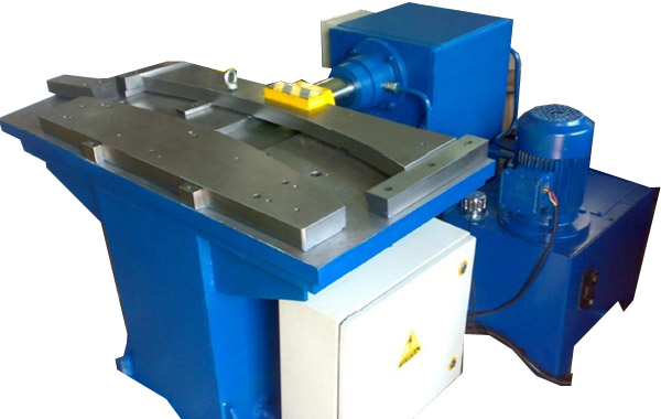 Four Piller Press Machine